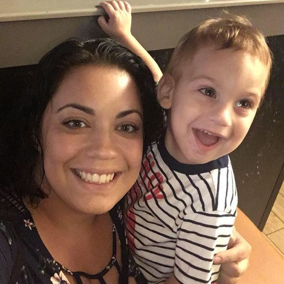 Meet your Posher, Sharon - Picture 1 of 1